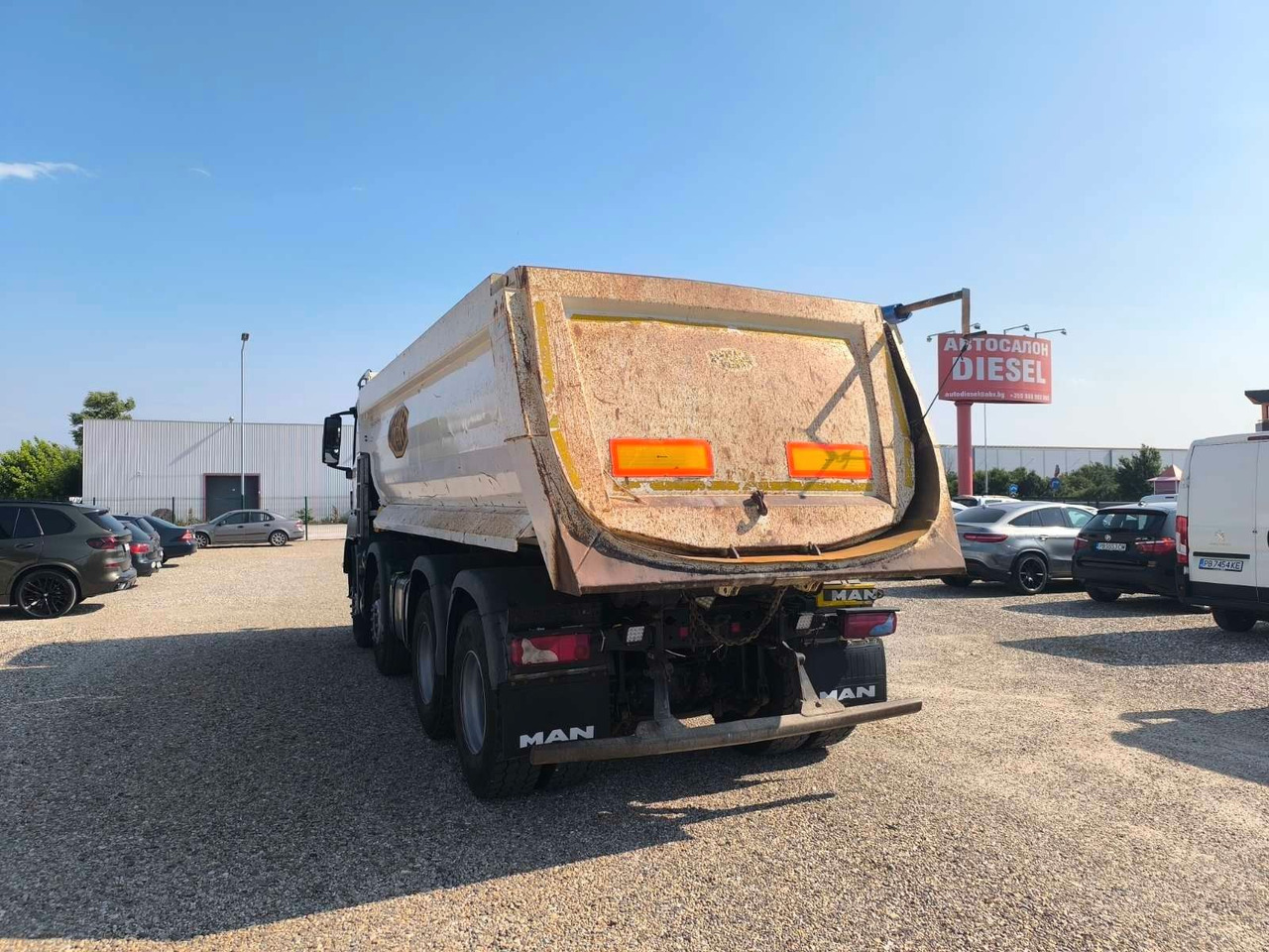 MAN TGS 41.420 MEILLER KIPPER - Truk skip loader: gambar 5 MAN TGS 41.420 MEILLER KIPPER - Truk skip loader: gambar 5