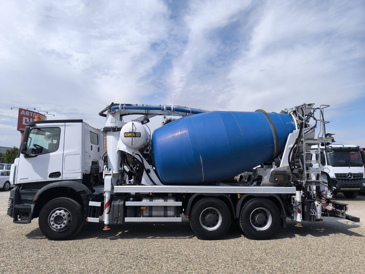 MERCEDES-BENZ AROCS 3342 CIFA MK25H - Truk pompa mixer: gambar 4 MERCEDES-BENZ AROCS 3342 CIFA MK25H - Truk pompa mixer: gambar 4