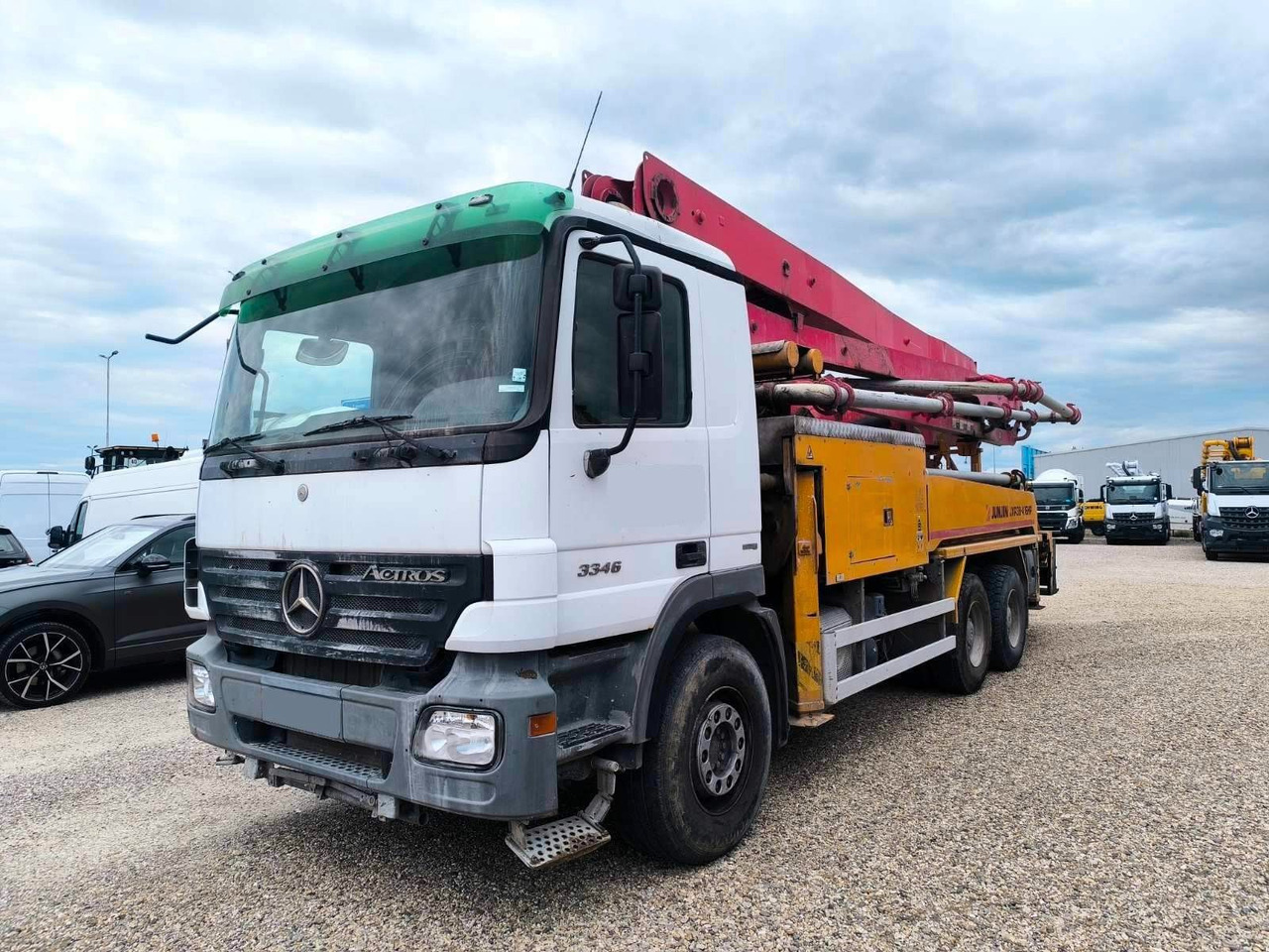 Mercedes-Benz ACTROS 3341 JUNJIN JXR 38-4 - Truk pompa beton: gambar 3 Mercedes-Benz ACTROS 3341 JUNJIN JXR 38-4 - Truk pompa beton: gambar 3