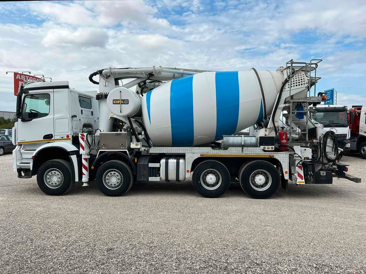 Mercedes-Benz AROCS 3251 CIFA MAGNUM MK28.4L - Truk pompa beton: gambar 4 Mercedes-Benz AROCS 3251 CIFA MAGNUM MK28.4L - Truk pompa beton: gambar 4