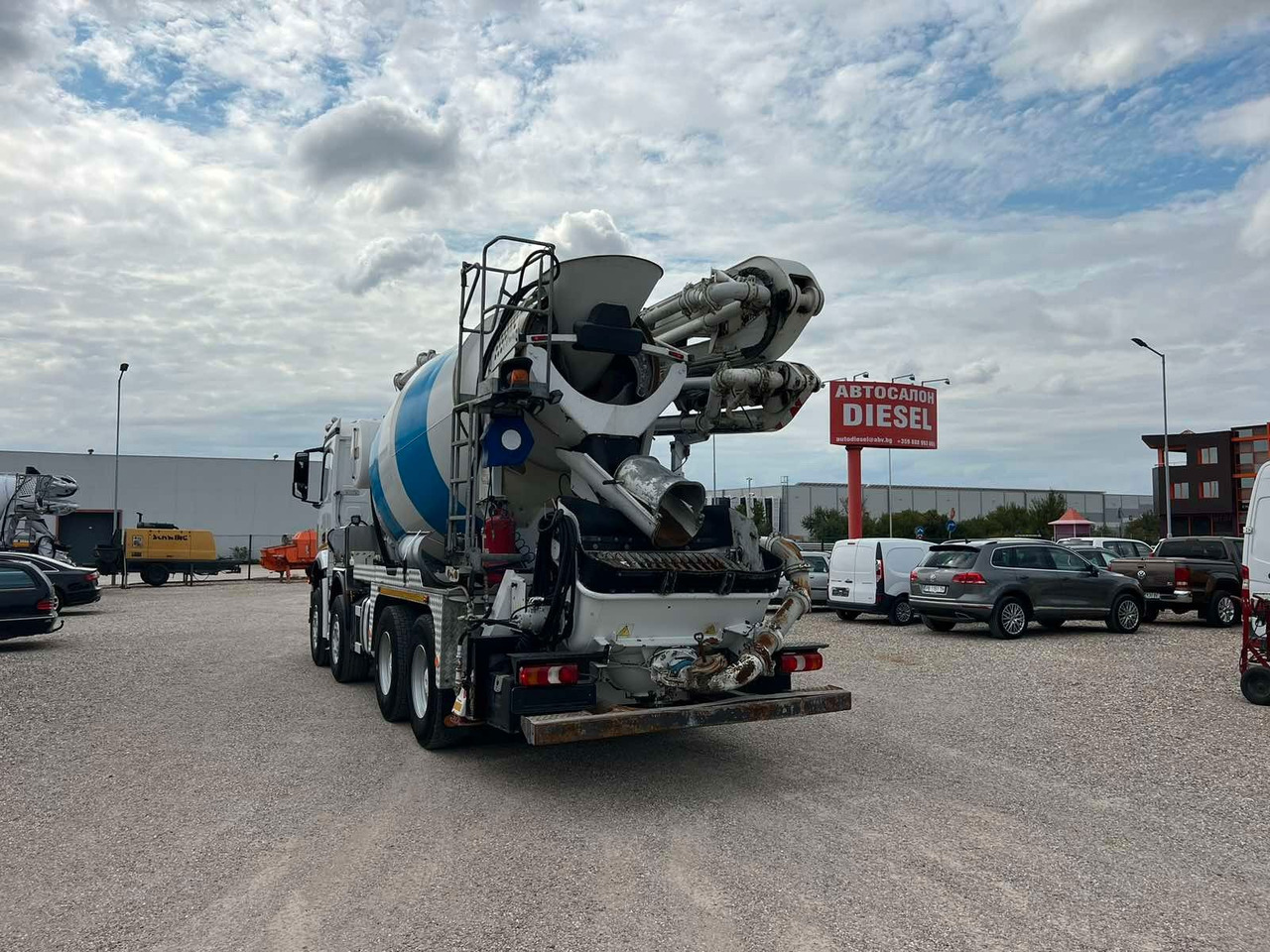 Mercedes-Benz AROCS 3251 CIFA MAGNUM MK28.4L - Truk pompa beton: gambar 5 Mercedes-Benz AROCS 3251 CIFA MAGNUM MK28.4L - Truk pompa beton: gambar 5