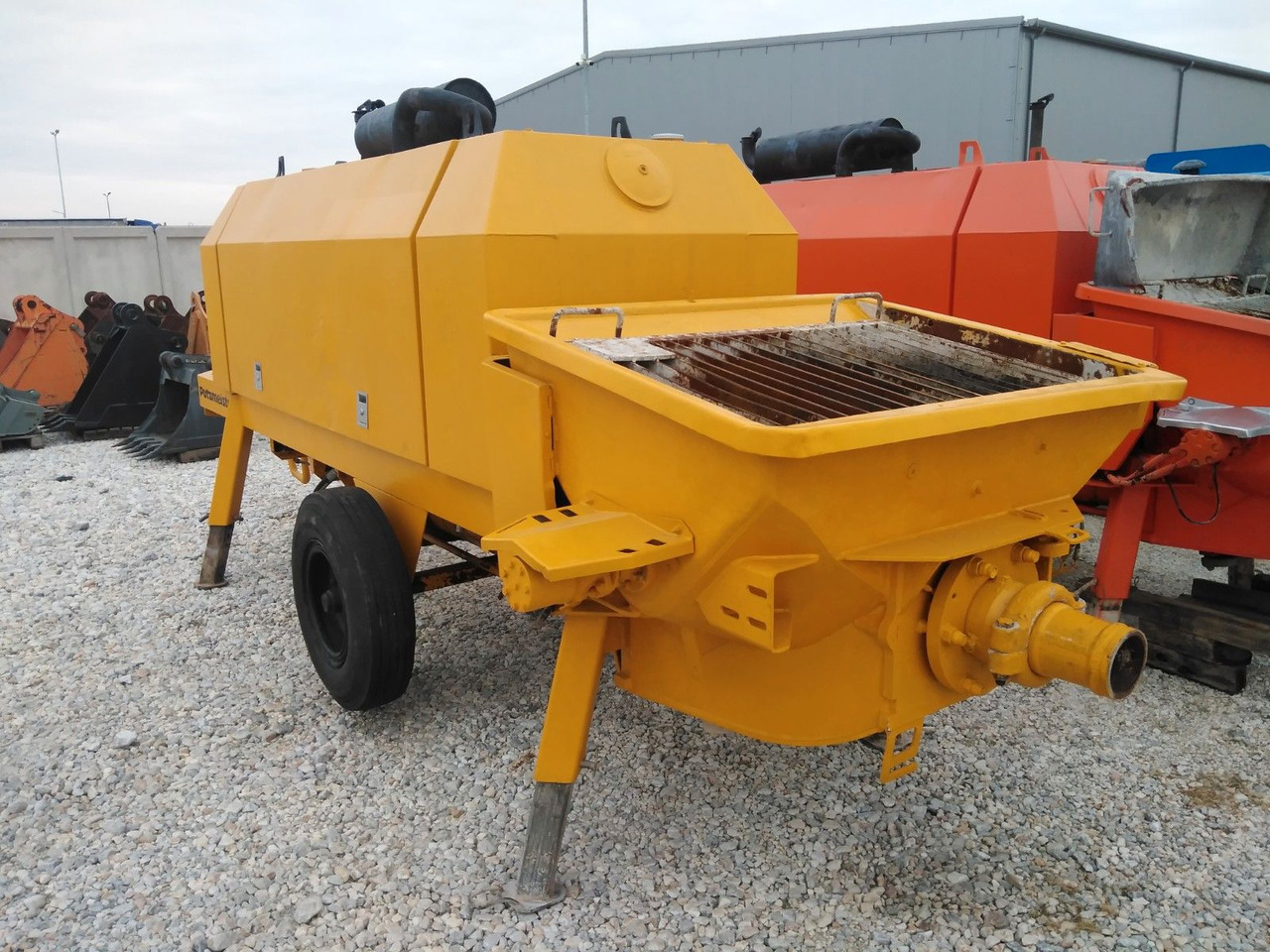 PUTZMEISTER BSA 1407 D - Pompa beton stasioner: gambar 5 PUTZMEISTER BSA 1407 D - Pompa beton stasioner: gambar 5