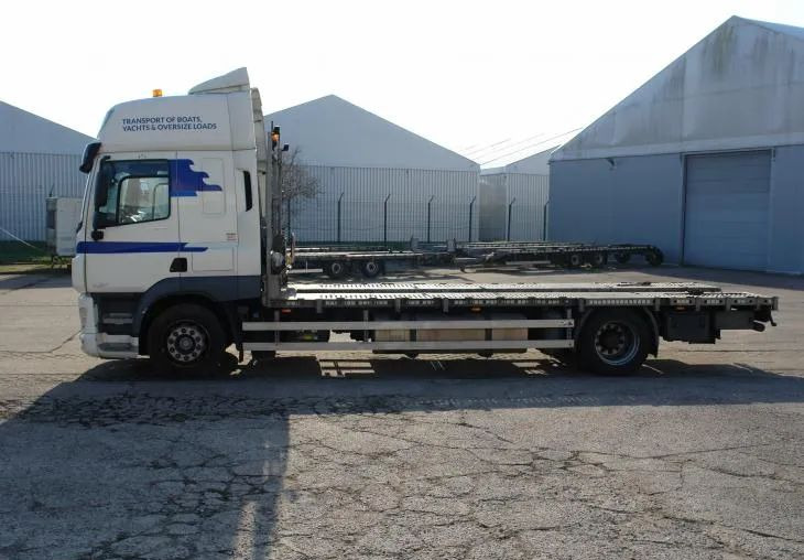 DAF CF 410 EURO 6 Laweta - Platforma super stan - Truk flatbed: gambar 5 DAF CF 410 EURO 6 Laweta - Platforma super stan - Truk flatbed: gambar 5