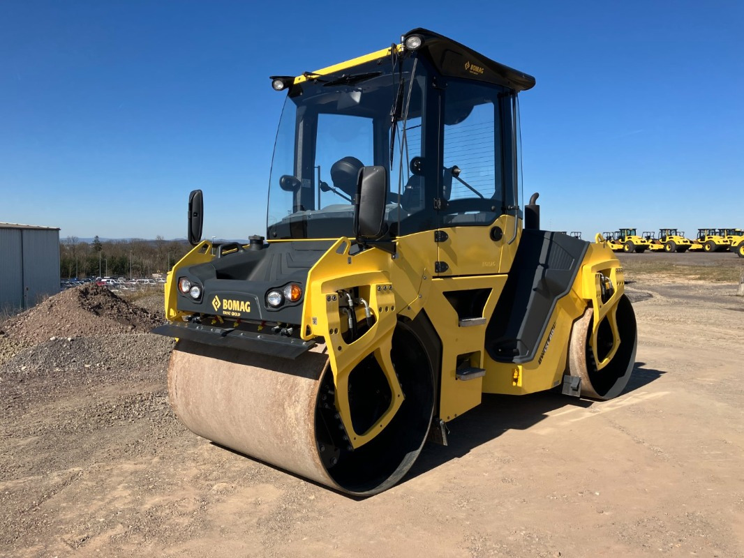 BOMAG DE BW 151 AD-50 Stage IIIa/Tier 4i - Roller jalan: gambar 1 BOMAG DE BW 151 AD-50 Stage IIIa/Tier 4i - Roller jalan: gambar 1