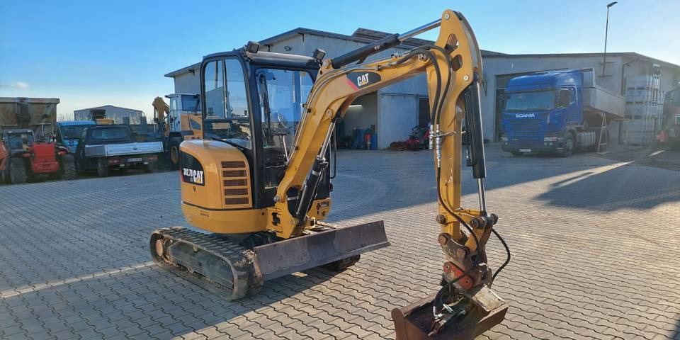 Minikoparka Caterpillar CAT 302.7D CR - Ekskavator perayap: gambar 4 Minikoparka Caterpillar CAT 302.7D CR - Ekskavator perayap: gambar 4