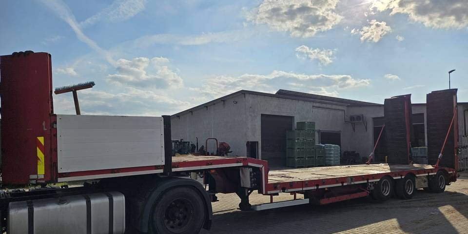 Naczepa niskopodwozie Bodex KIS3J DMC 47 ton - Semi-trailer low bed: gambar 3 Naczepa niskopodwozie Bodex KIS3J DMC 47 ton - Semi-trailer low bed: gambar 3