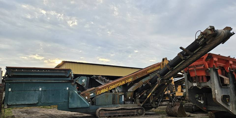 Przesiewacz mobilny Powerscreen Chieftain 1400 rozdrabniacz wibrokrata - Screener: gambar 1 Przesiewacz mobilny Powerscreen Chieftain 1400 rozdrabniacz wibrokrata - Screener: gambar 1