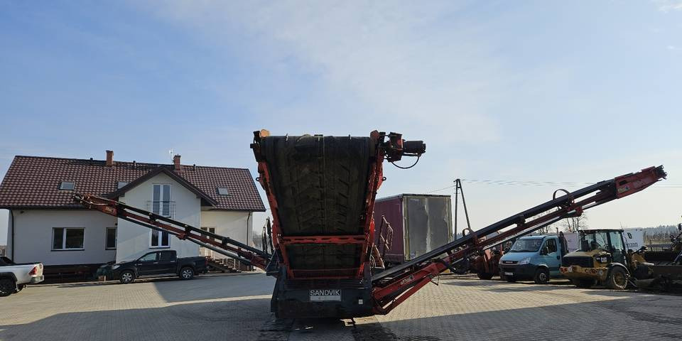 Przesiewacz mobilny Sandvik QE241 tylko 2980 h - Screener: gambar 4 Przesiewacz mobilny Sandvik QE241 tylko 2980 h - Screener: gambar 4