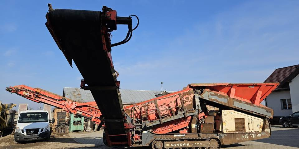 Przesiewacz mobilny Sandvik QE241 tylko 2980 h - Screener: gambar 1 Przesiewacz mobilny Sandvik QE241 tylko 2980 h - Screener: gambar 1