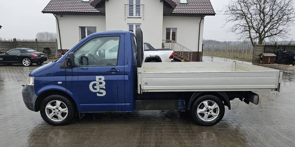 Volkswagen Transporter T5 2.5 skrzynia FV23% klima automat Webasto - Van flatbed: gambar 1 Volkswagen Transporter T5 2.5 skrzynia FV23% klima automat Webasto - Van flatbed: gambar 1