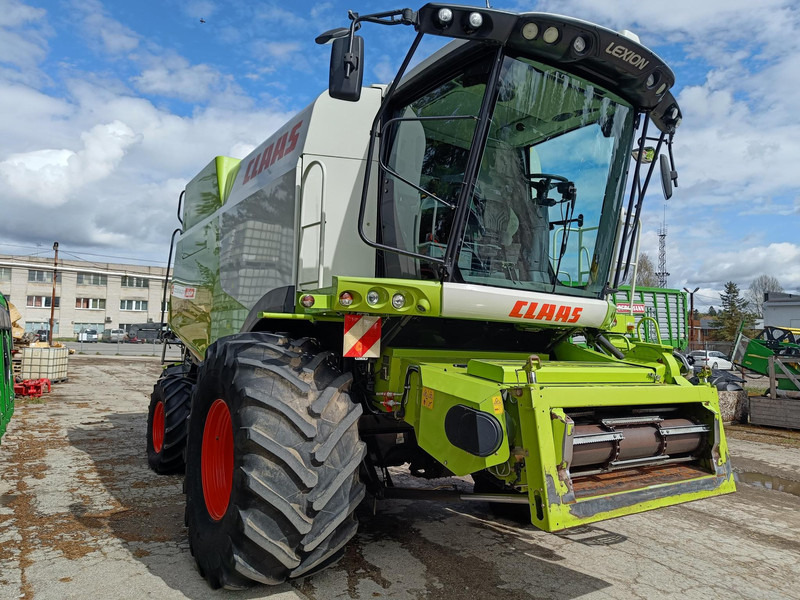 Claas Lexion 670 V750 - Pemanen gabungan: gambar 5 Claas Lexion 670 V750 - Pemanen gabungan: gambar 5