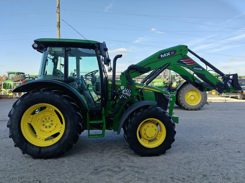 John Deere 5100M - Traktor: gambar 2 John Deere 5100M - Traktor: gambar 2