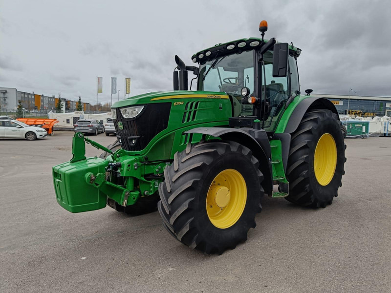 John Deere 6215R - Traktor: gambar 3 John Deere 6215R - Traktor: gambar 3