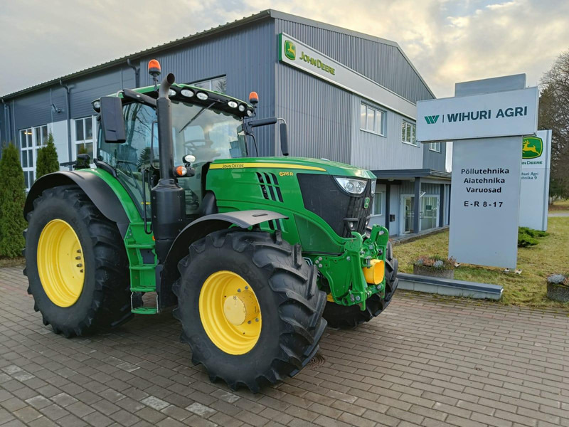 John Deere 6215R - Traktor: gambar 1 John Deere 6215R - Traktor: gambar 1