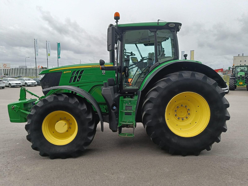 John Deere 6215R - Traktor: gambar 4 John Deere 6215R - Traktor: gambar 4