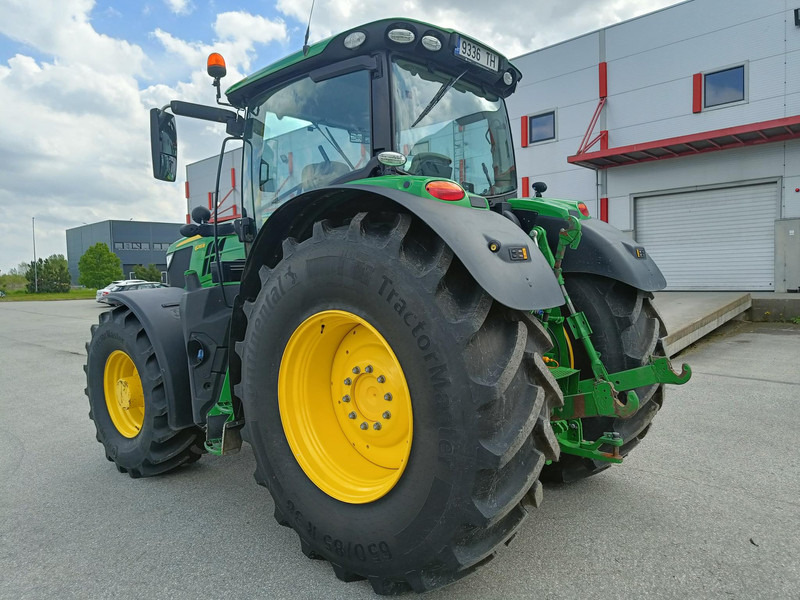 John Deere 6215R - Traktor: gambar 5 John Deere 6215R - Traktor: gambar 5