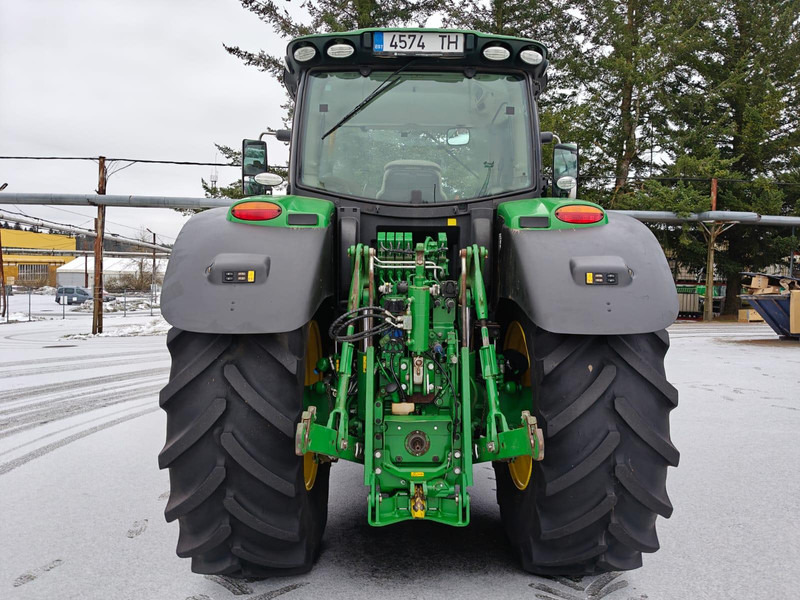 John Deere 6215R - Traktor: gambar 4 John Deere 6215R - Traktor: gambar 4