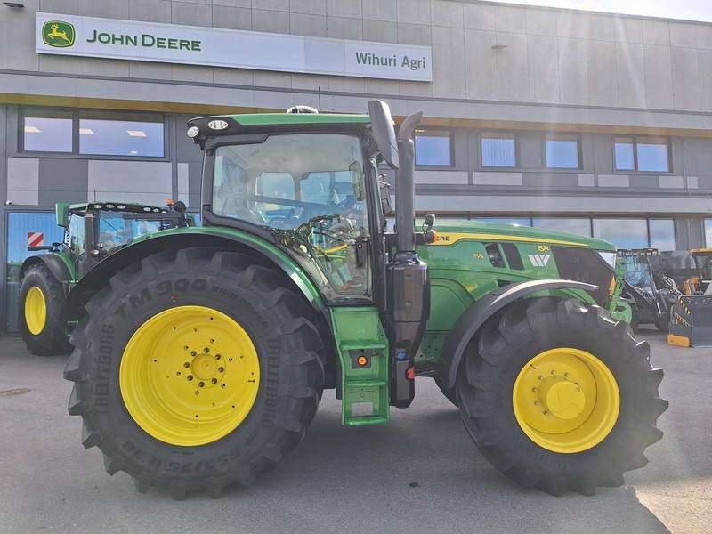 Traktor John Deere 6R 155: gambar 7 Traktor John Deere 6R 155: gambar 7