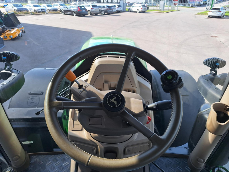 Traktor John Deere 6R 155: gambar 14 Traktor John Deere 6R 155: gambar 14