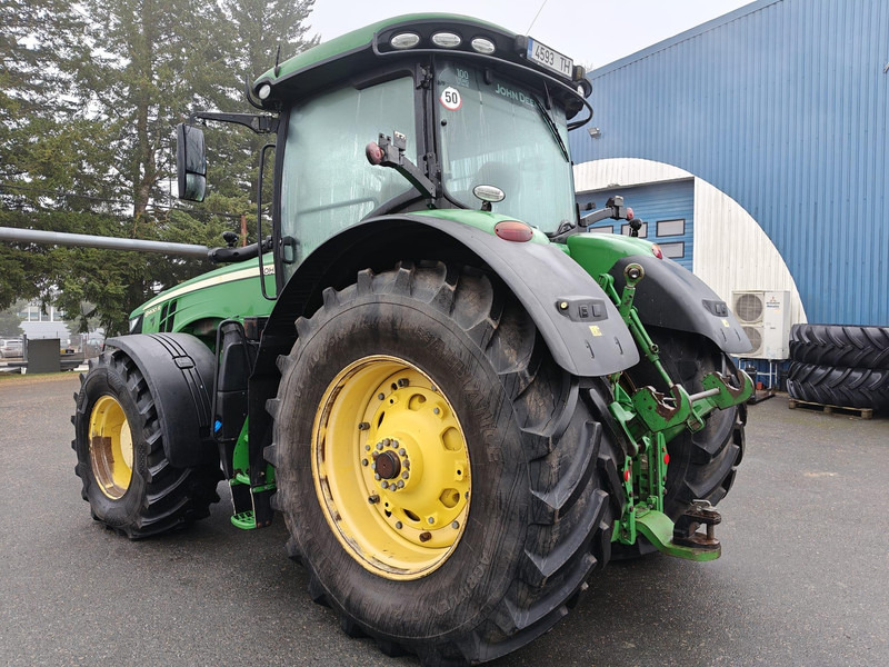 John Deere 8400R - Traktor: gambar 5 John Deere 8400R - Traktor: gambar 5