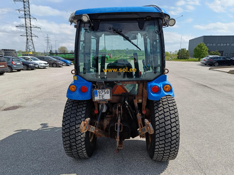 New Holland Boomer 40 - Traktor: gambar 4 New Holland Boomer 40 - Traktor: gambar 4