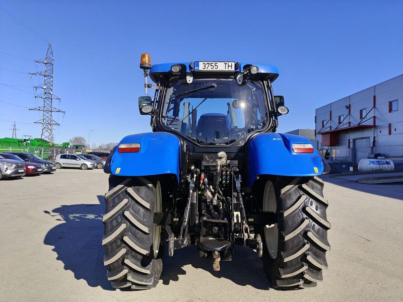 New Holland T6.165 - Traktor: gambar 4 New Holland T6.165 - Traktor: gambar 4