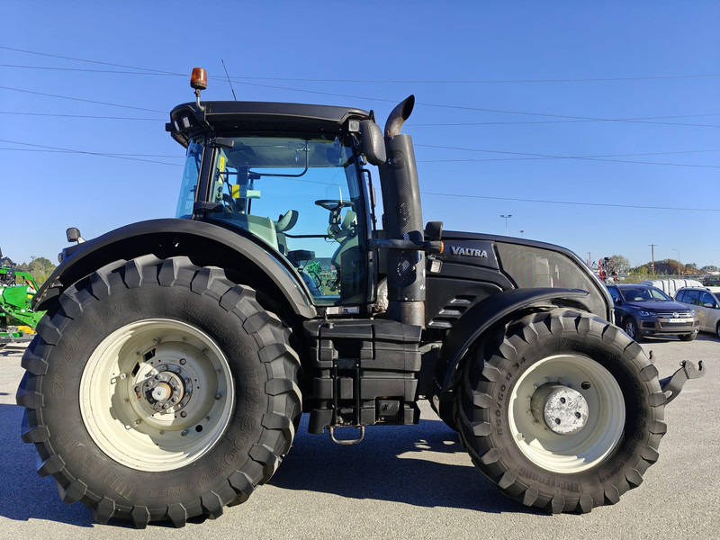 Valtra S353 - Traktor: gambar 2 Valtra S353 - Traktor: gambar 2