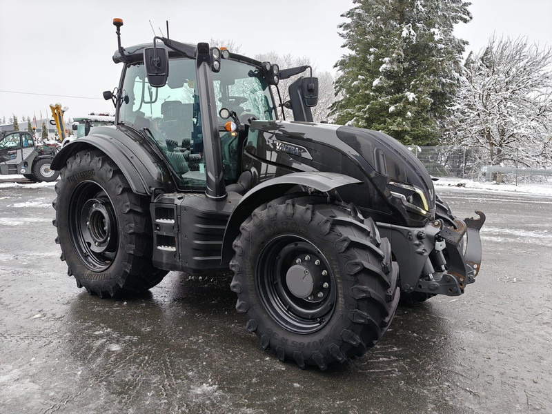 Valtra T255 Versu RTK - Traktor: gambar 1 Valtra T255 Versu RTK - Traktor: gambar 1