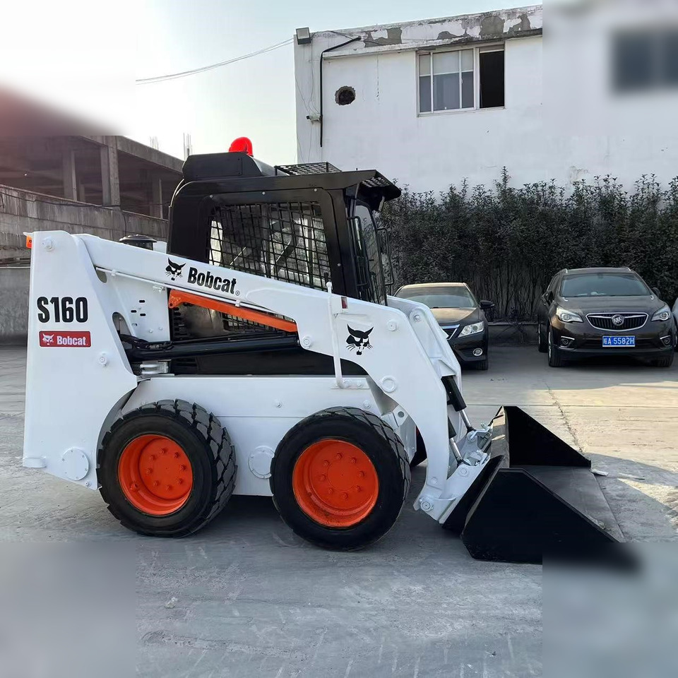 BOBCAT S160 - Skid steer: gambar 2 BOBCAT S160 - Skid steer: gambar 2