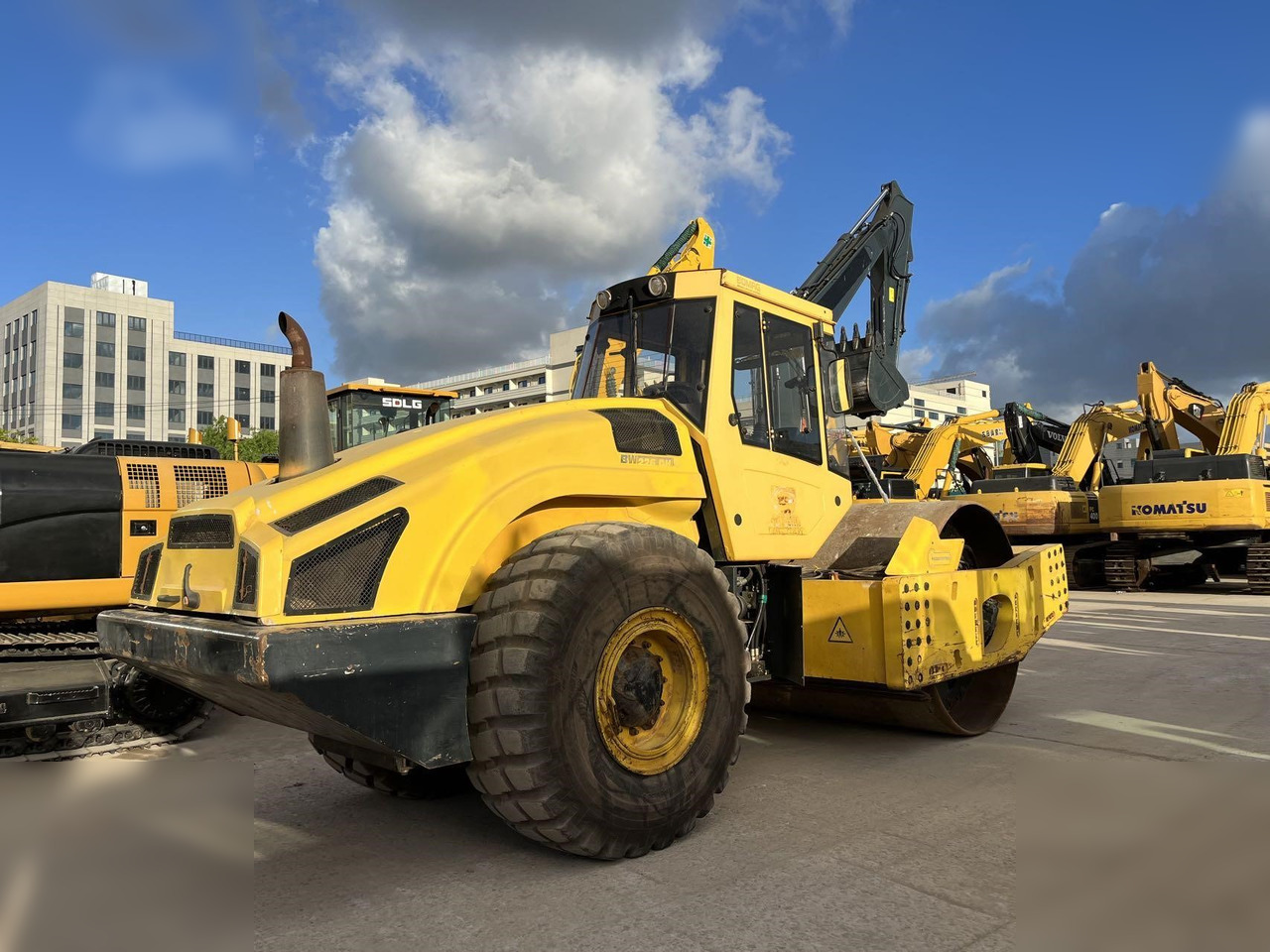 BOMAG BW226DH-4 - Roller: gambar 2 BOMAG BW226DH-4 - Roller: gambar 2