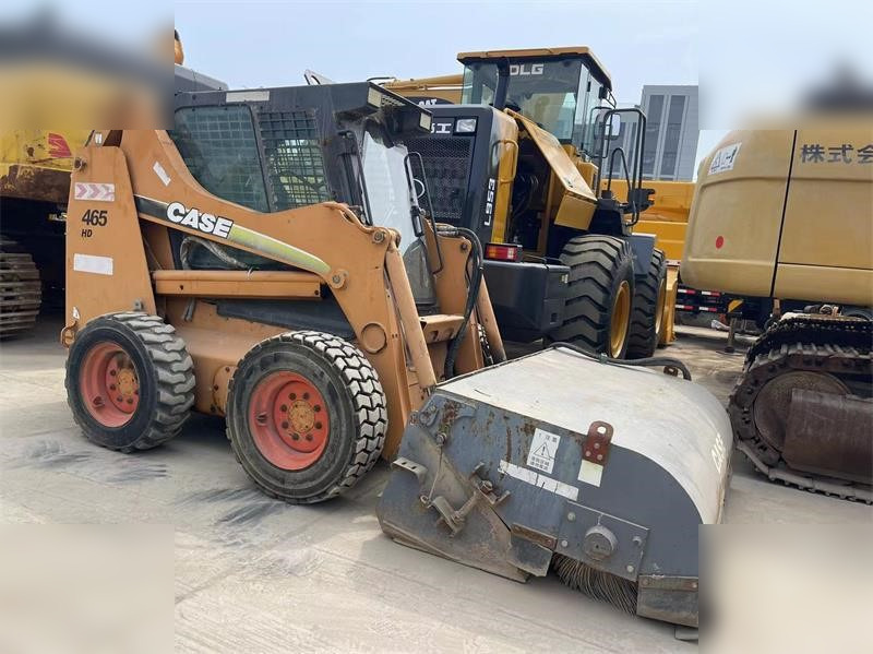 CASE 85XT - Skid steer: gambar 4 CASE 85XT - Skid steer: gambar 4