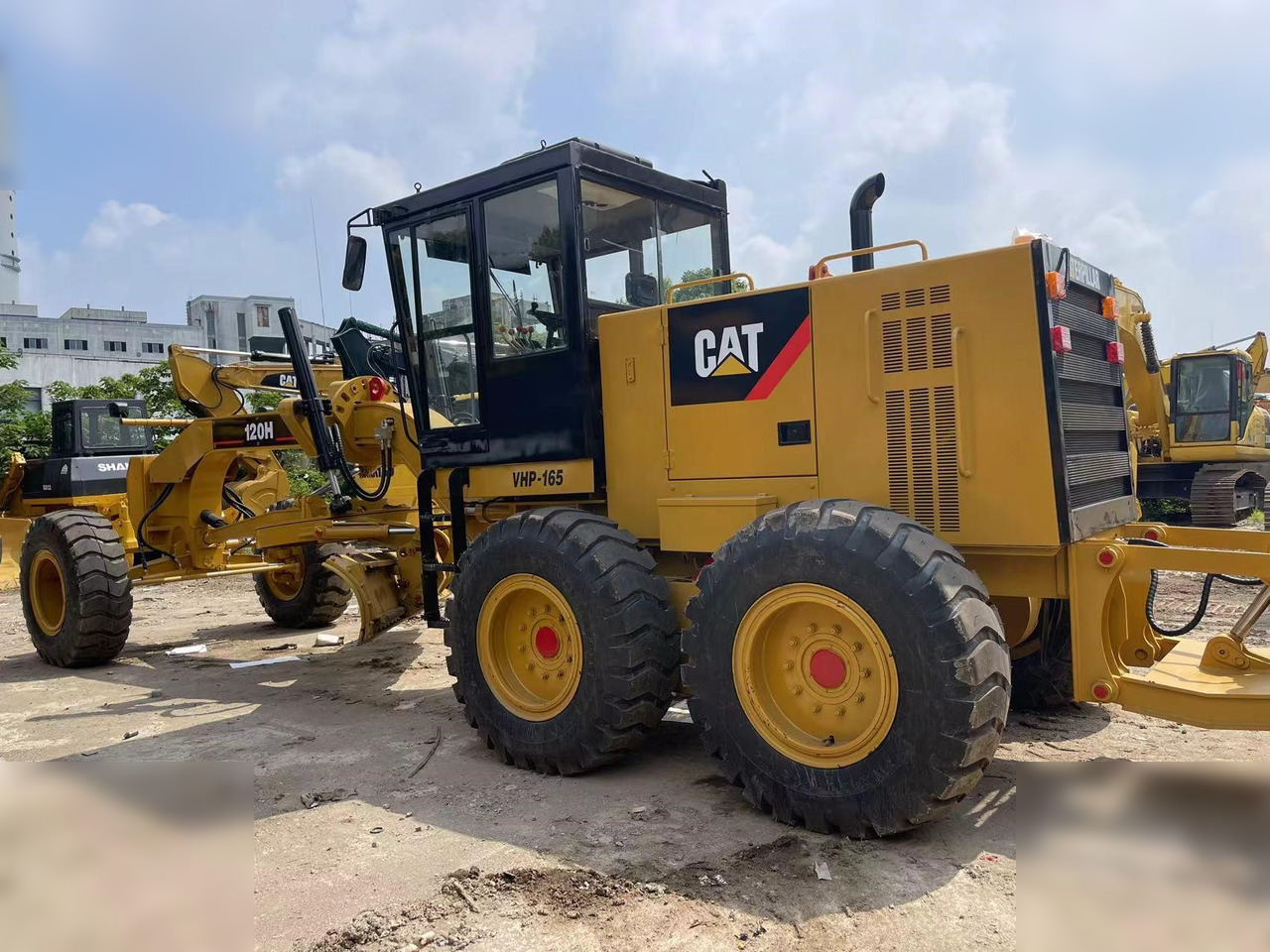 CATERPILLAR 120H - Grader: gambar 5 CATERPILLAR 120H - Grader: gambar 5