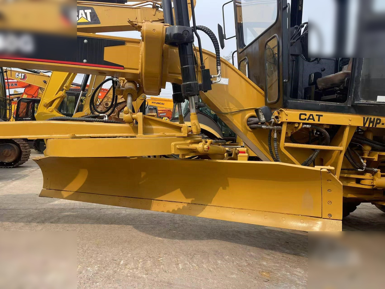 CATERPILLAR 140G - Grader: gambar 5 CATERPILLAR 140G - Grader: gambar 5
