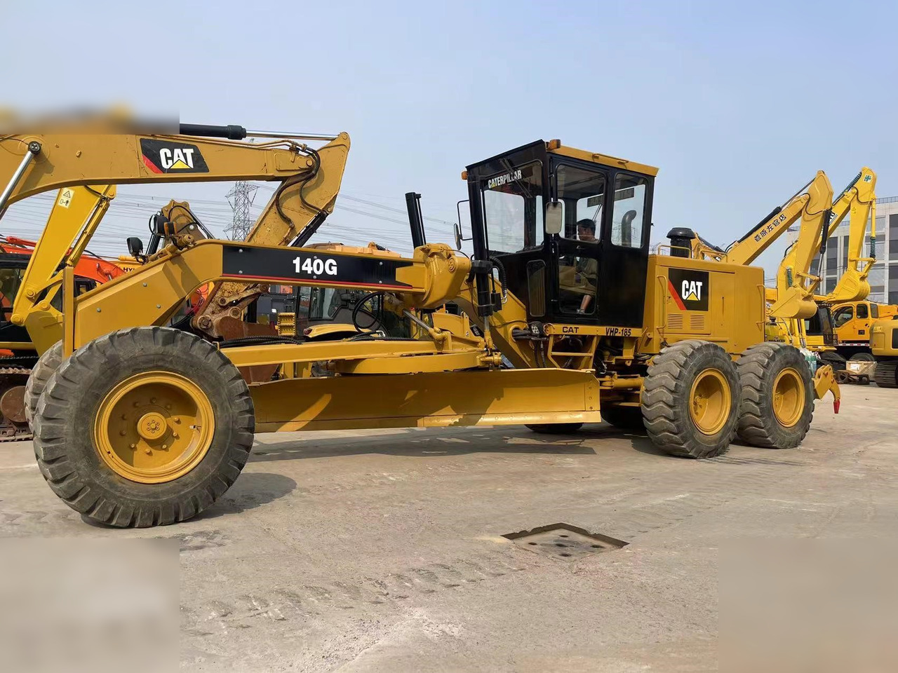 CATERPILLAR 140G - Grader: gambar 1 CATERPILLAR 140G - Grader: gambar 1