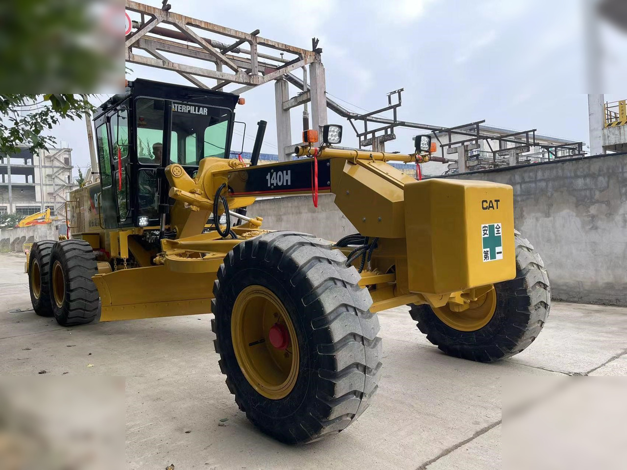 CATERPILLAR 140H - Grader: gambar 3 CATERPILLAR 140H - Grader: gambar 3