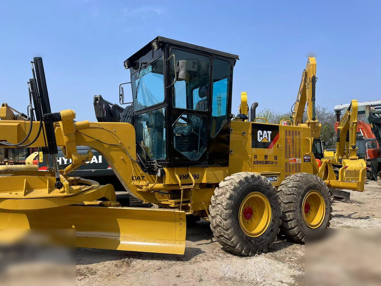 CATERPILLAR 140K - Grader: gambar 3 CATERPILLAR 140K - Grader: gambar 3