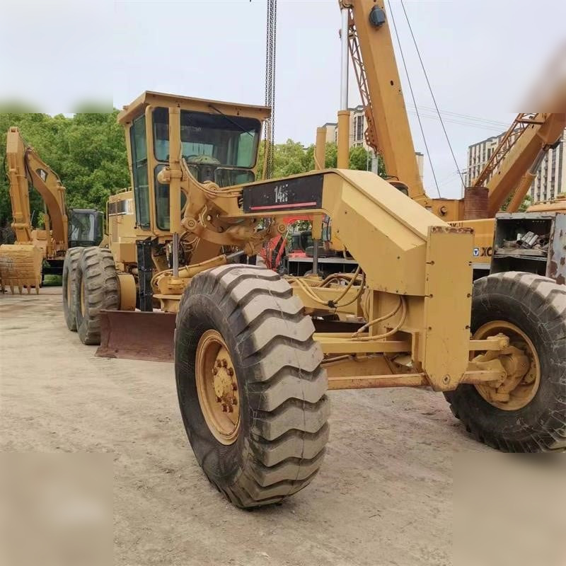 CATERPILLAR 14H - Grader: gambar 2 CATERPILLAR 14H - Grader: gambar 2