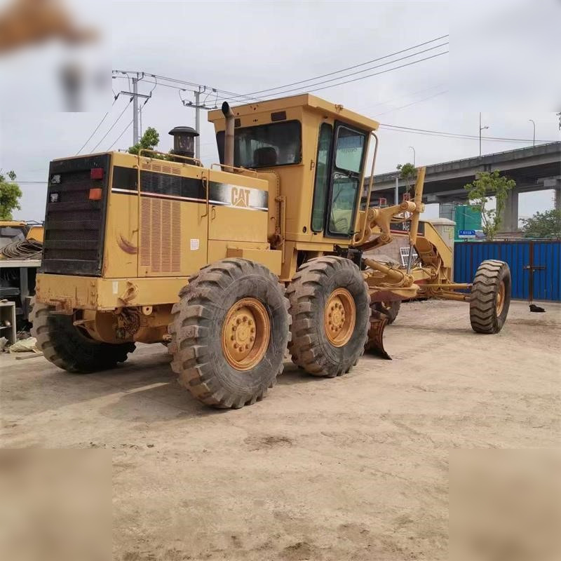 CATERPILLAR 14H - Grader: gambar 2 CATERPILLAR 14H - Grader: gambar 2
