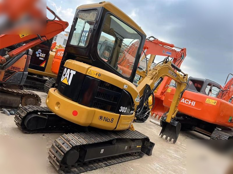 CATERPILLAR 303C CR - Ekskavator mini: gambar 1 CATERPILLAR 303C CR - Ekskavator mini: gambar 1