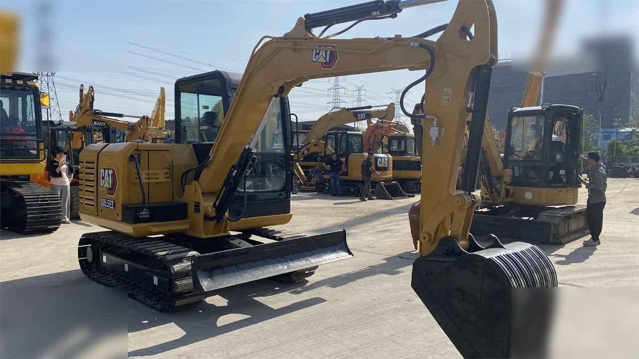 CATERPILLAR 305.5E - Ekskavator mini: gambar 2 CATERPILLAR 305.5E - Ekskavator mini: gambar 2