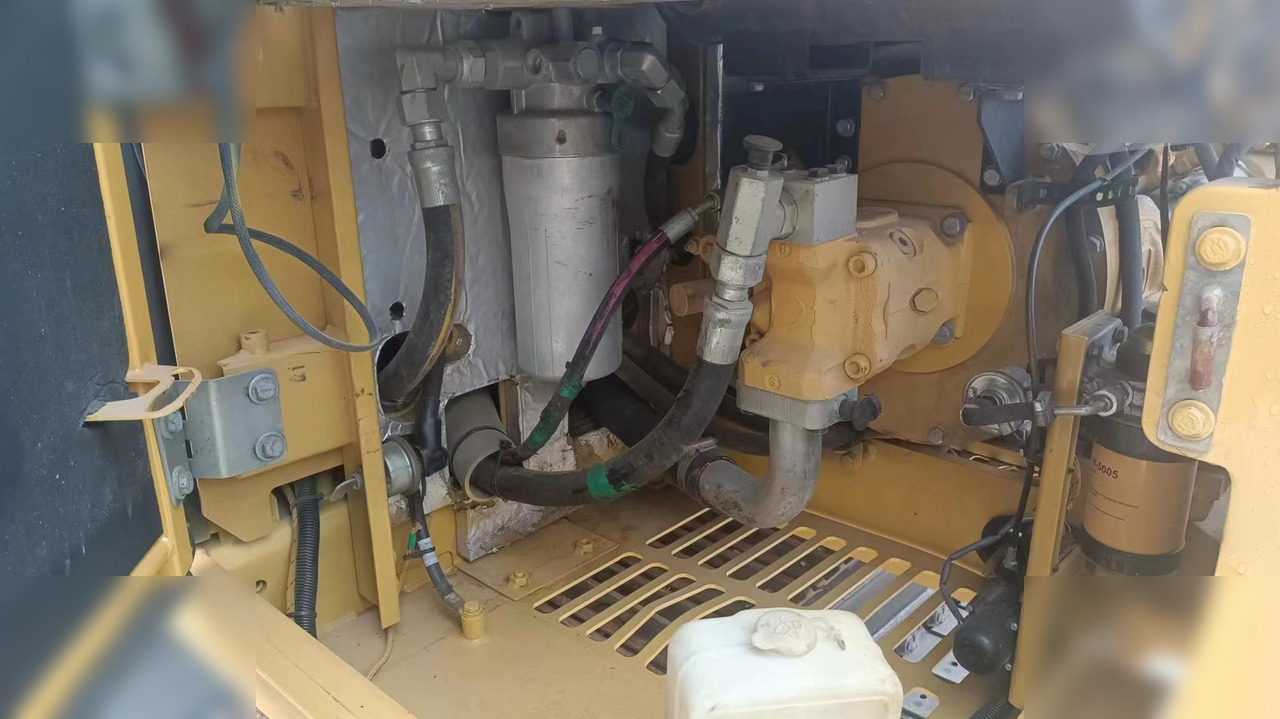 CATERPILLAR 306D - Ekskavator perayap: gambar 4 CATERPILLAR 306D - Ekskavator perayap: gambar 4