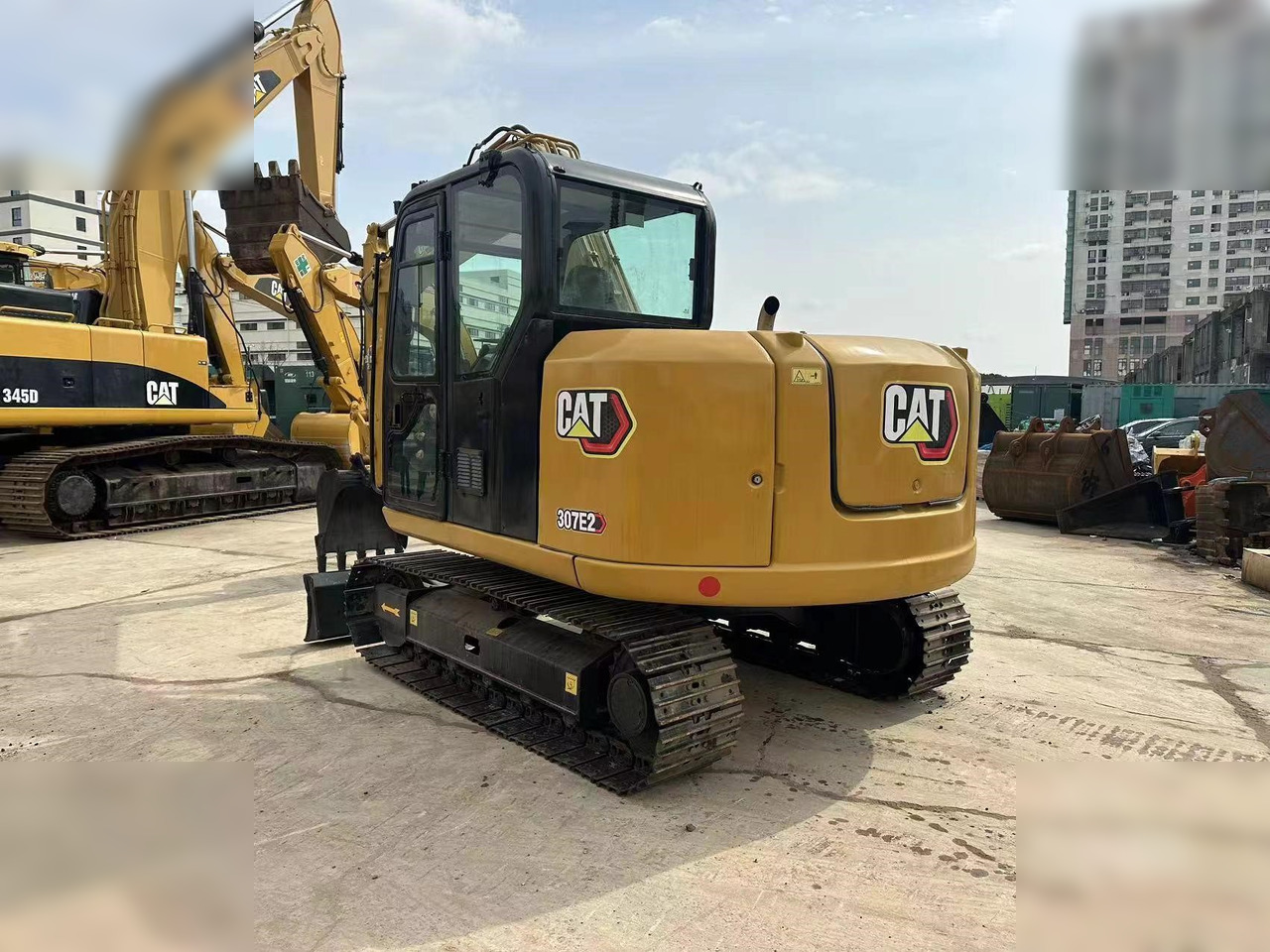 CATERPILLAR 307E2 - Ekskavator perayap: gambar 3 CATERPILLAR 307E2 - Ekskavator perayap: gambar 3
