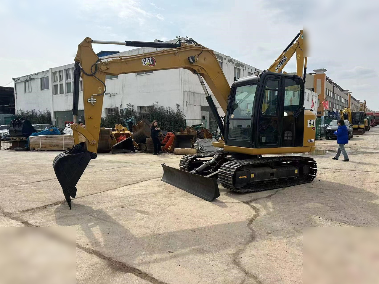 CATERPILLAR 307E2 - Ekskavator perayap: gambar 1 CATERPILLAR 307E2 - Ekskavator perayap: gambar 1