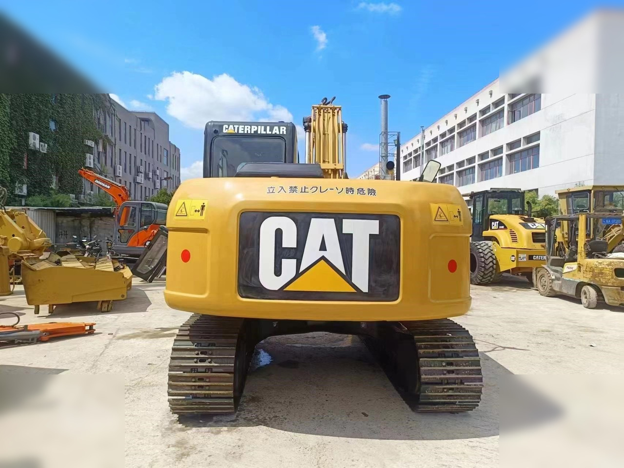 CATERPILLAR 312D - Ekskavator perayap: gambar 3 CATERPILLAR 312D - Ekskavator perayap: gambar 3
