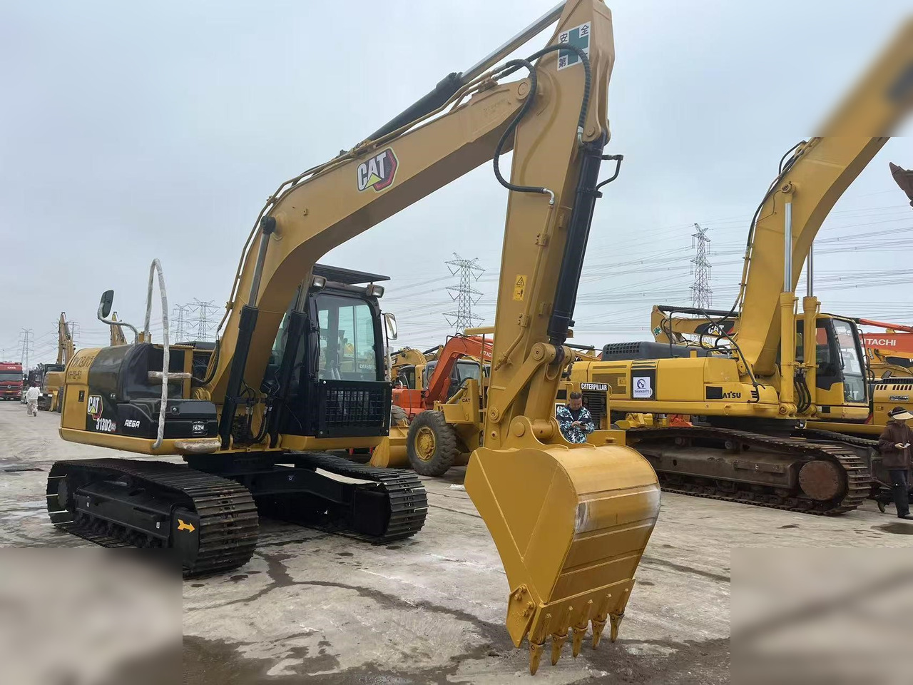 CATERPILLAR 312D2 GC - Ekskavator perayap: gambar 4 CATERPILLAR 312D2 GC - Ekskavator perayap: gambar 4