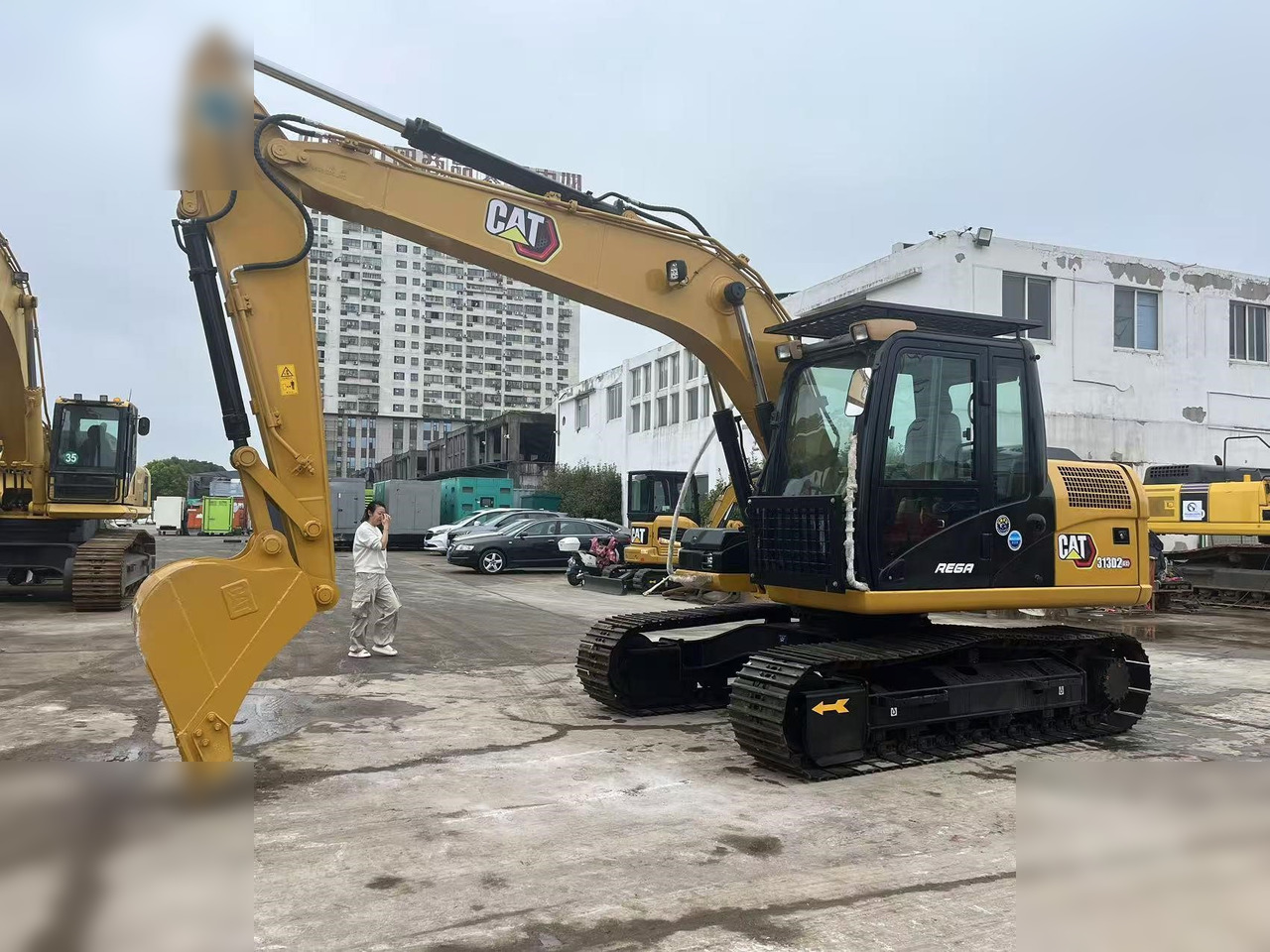 CATERPILLAR 313D2 GC - Ekskavator perayap: gambar 2 CATERPILLAR 313D2 GC - Ekskavator perayap: gambar 2