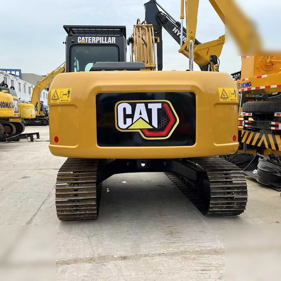 CATERPILLAR 313D2 GC - Ekskavator perayap: gambar 4 CATERPILLAR 313D2 GC - Ekskavator perayap: gambar 4