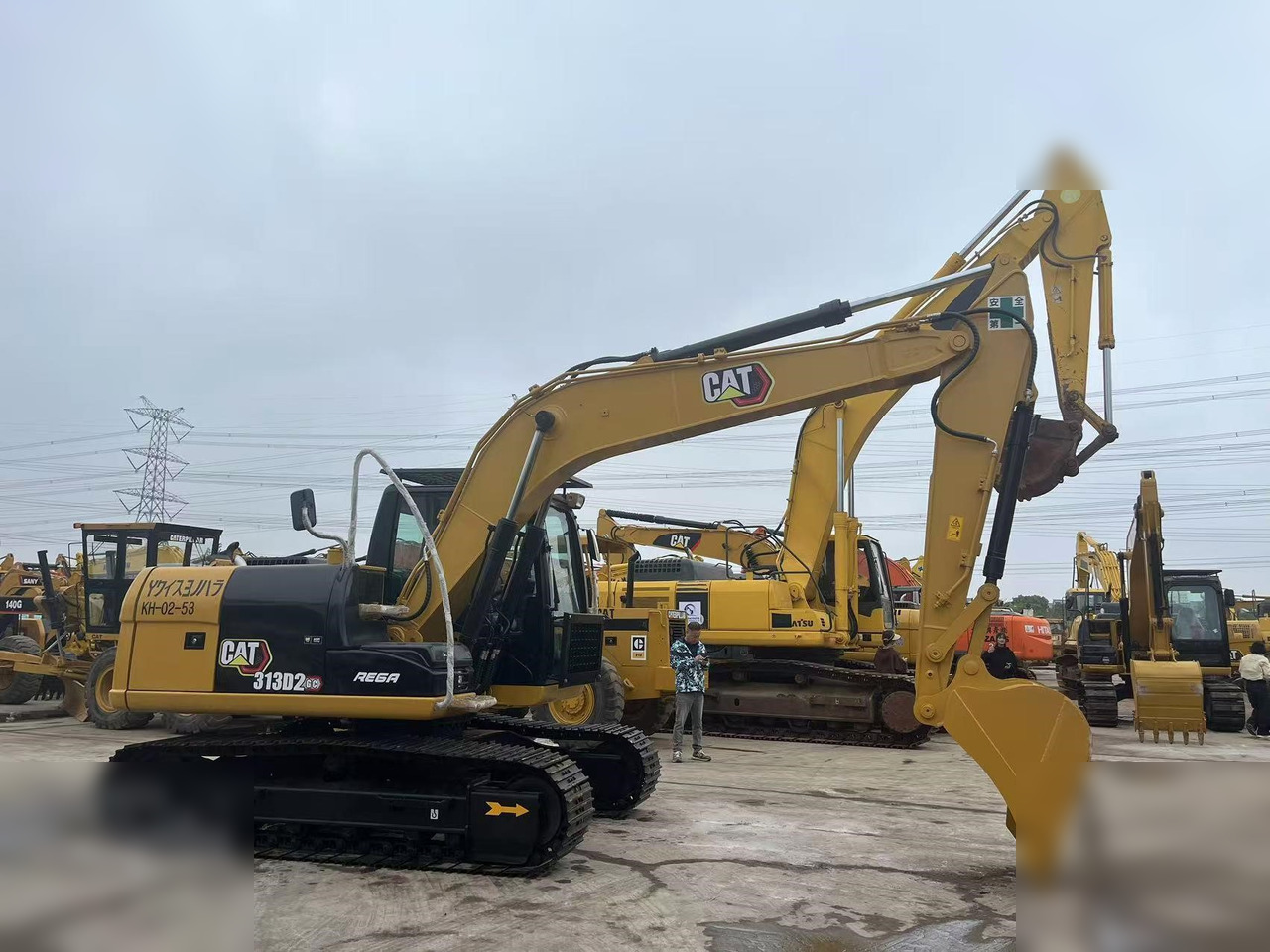 CATERPILLAR 313D2 GC - Ekskavator perayap: gambar 1 CATERPILLAR 313D2 GC - Ekskavator perayap: gambar 1