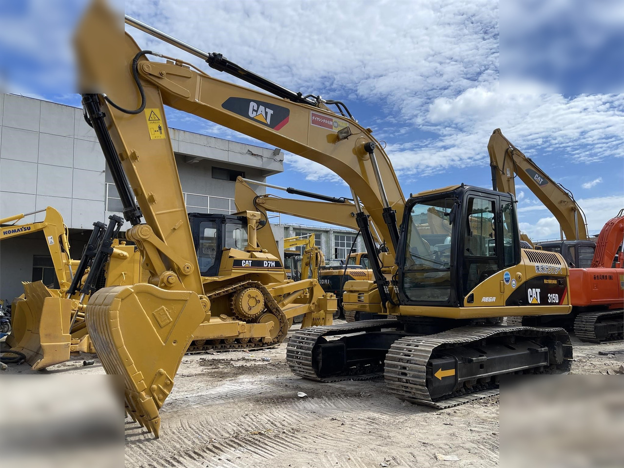 CATERPILLAR 315DL - Ekskavator perayap: gambar 1 CATERPILLAR 315DL - Ekskavator perayap: gambar 1