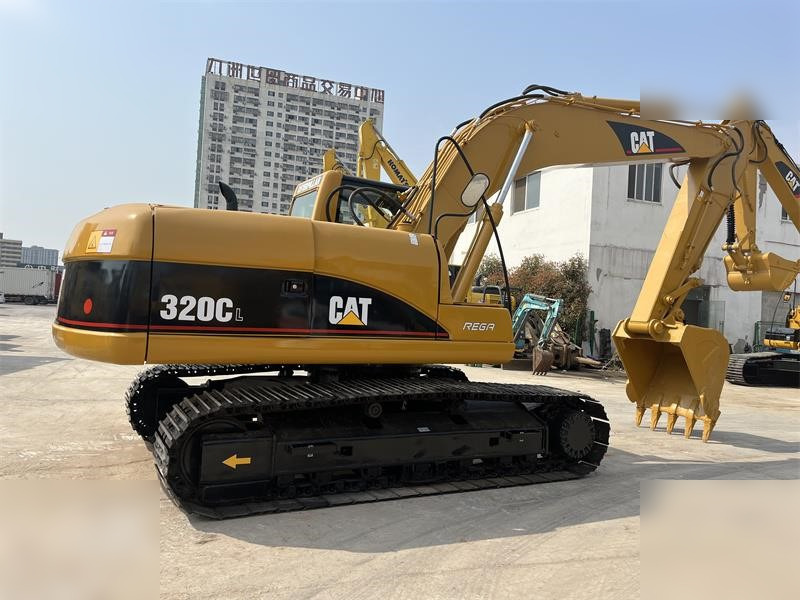 CATERPILLAR 320C - Ekskavator perayap: gambar 1 CATERPILLAR 320C - Ekskavator perayap: gambar 1